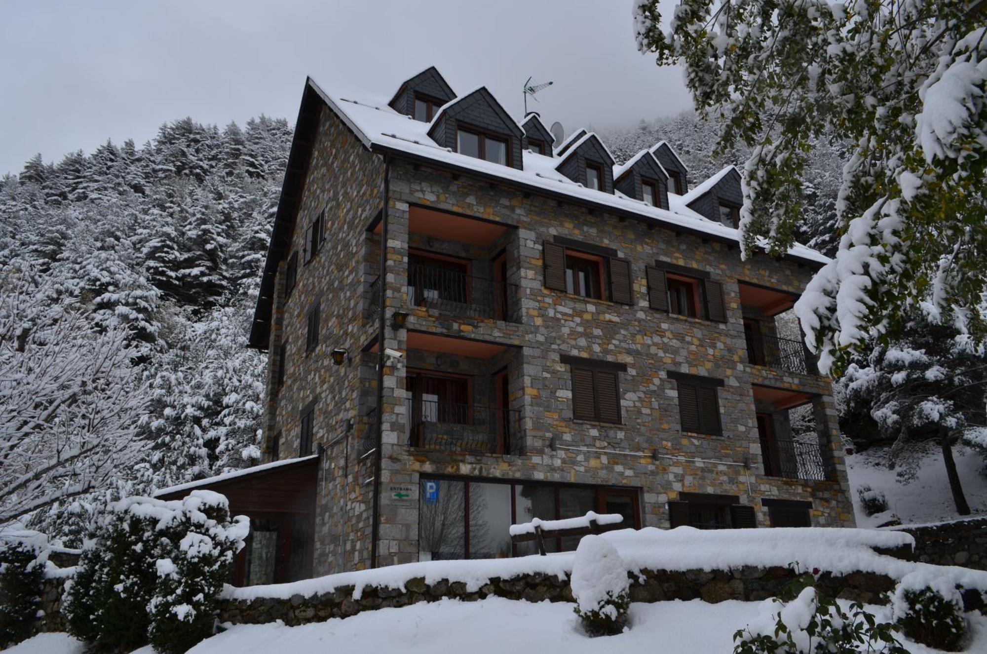 Apartaments La Peguera Бой Экстерьер фото