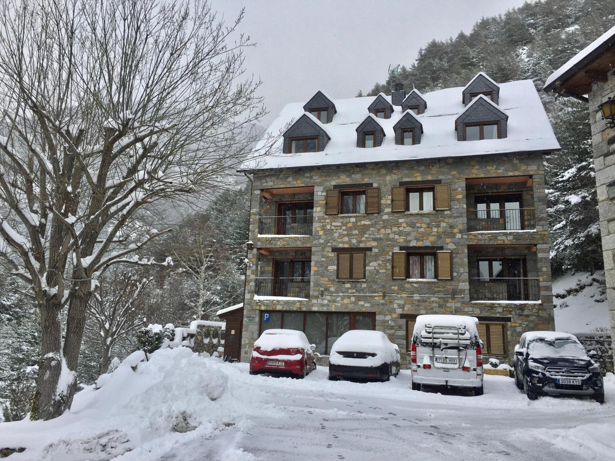 Apartaments La Peguera Бой Экстерьер фото