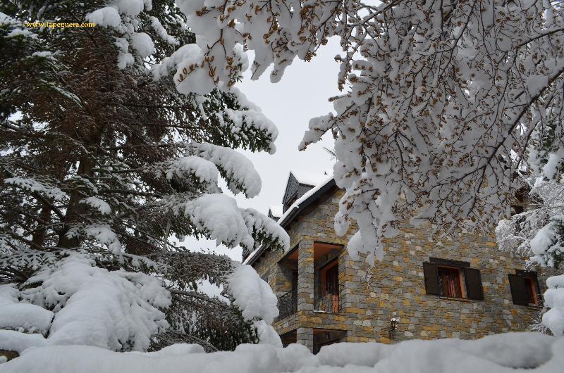 Apartaments La Peguera Бой Экстерьер фото